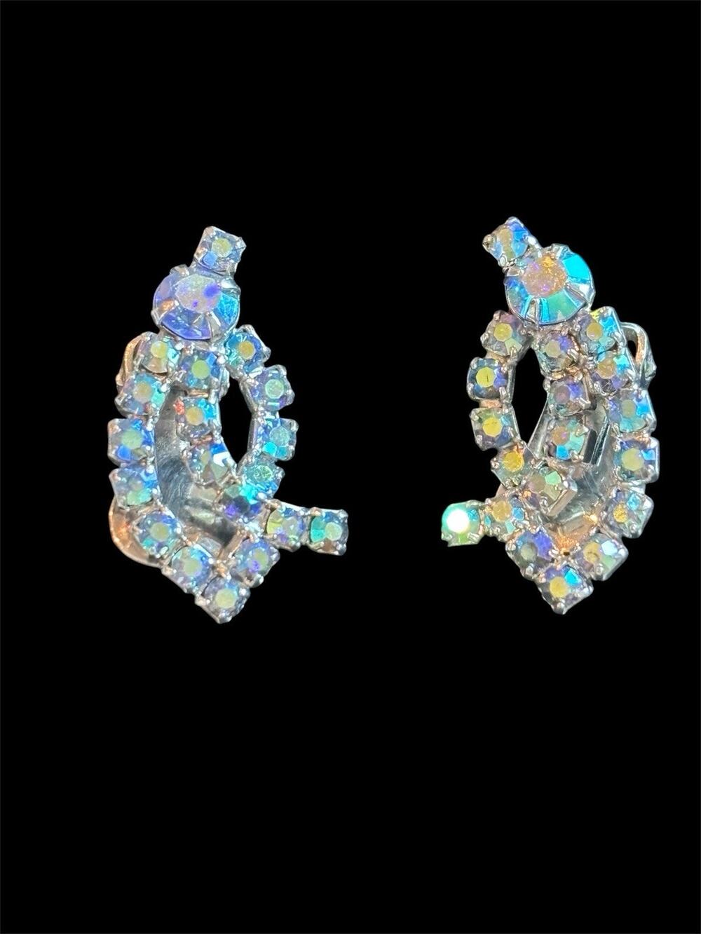 Vtg MCM Irridescent Blue Peacock Aurora Borealis Prong Set Clip On Earrings